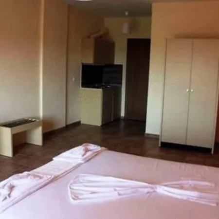 Moonbeam Aparthotel